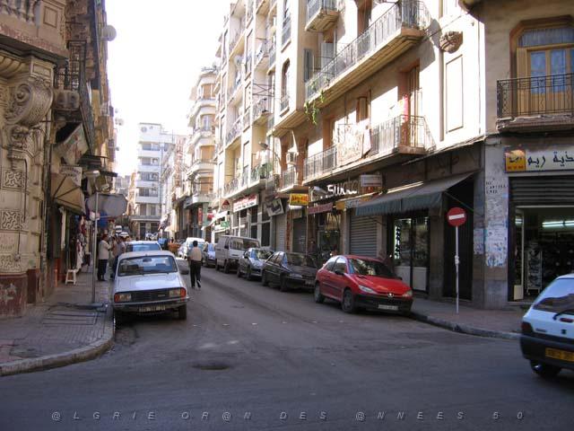 VOYAGE ORAN SEPTEMBRE 2006 313 15 sept. 06 - matin - RUE ALSACE LORRAINE.JPG